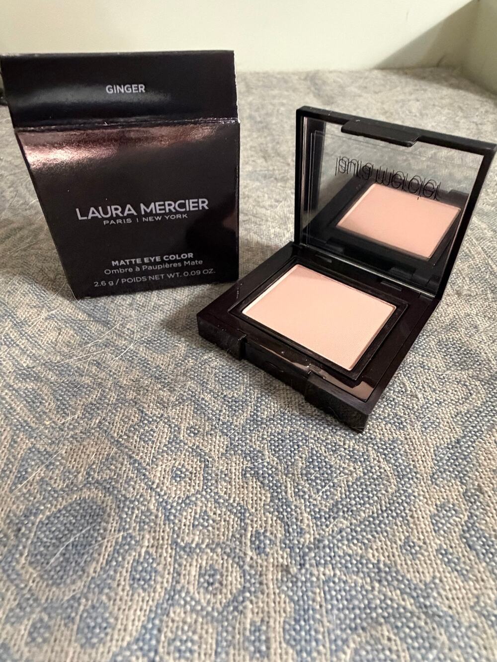 Laura Mercier Matte Eye color shade ginger
